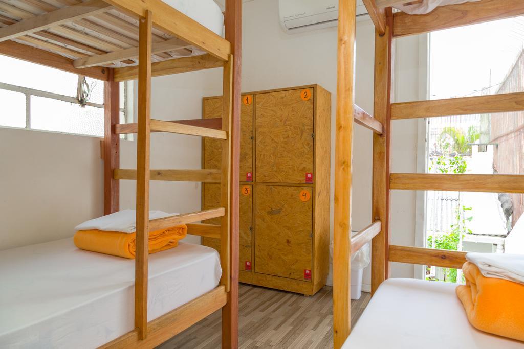 Solar63 Hostel Порту Алегри Екстериор снимка